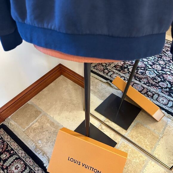 Men’s Louis Vuitton, LV stitch, embroidered sweatshirt size XXL made in Italy - Picture 4 of 9